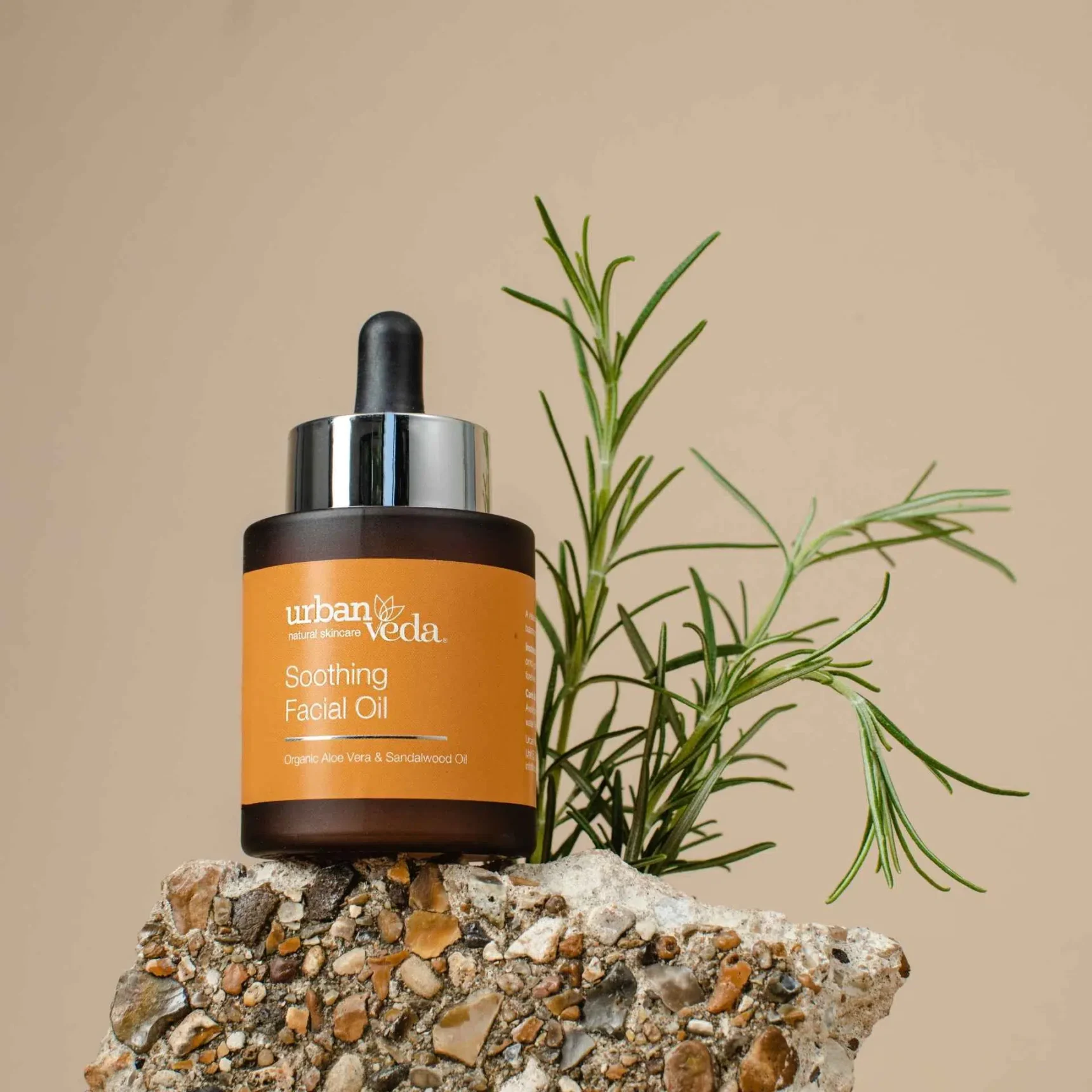 Soothing Sandalwood Facial Oil - Image 2